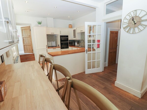 غسالة أطباق، مستلزمات طهي/أطباق/أوعية