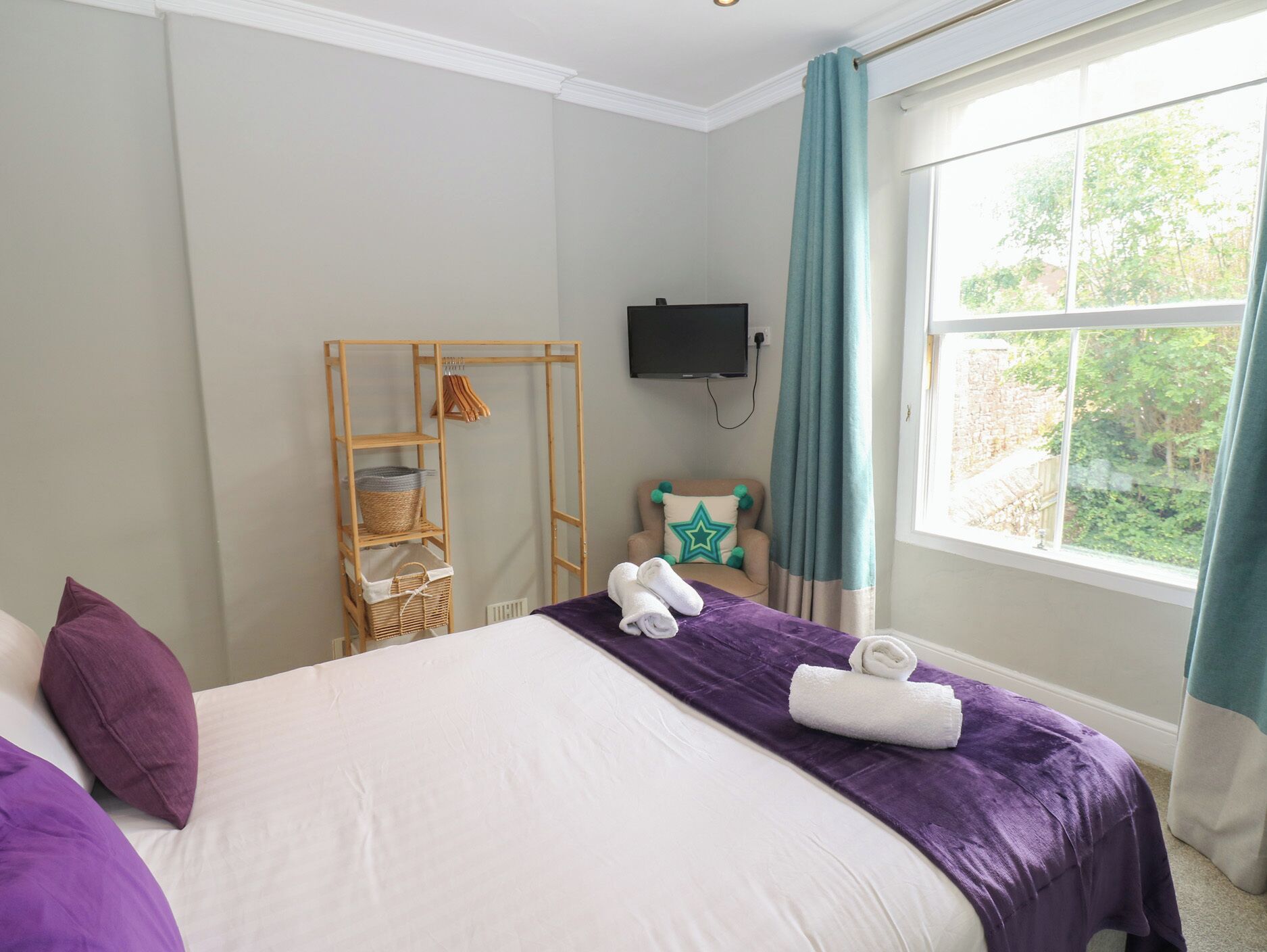 9 chambres, décoration personnalisée, ameublement personnalisé