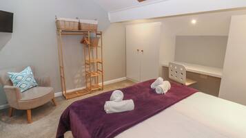 9 dormitorios, decoración individual, mobiliario individual