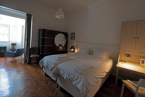 4 slaapkamers, een strijkplank/strijkijzer, wifi, beddengoed