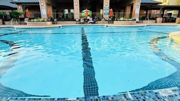 Piscina externa