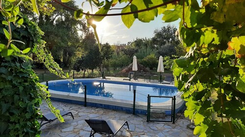 Maison de campagne 'Monte Horta Da Velhinha' avec piscine privée, Wi-Fi et climatisation