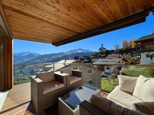 2.5-room apartment with a view to fall in love with - furnished