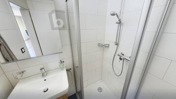 Haartrockner, Handtücher