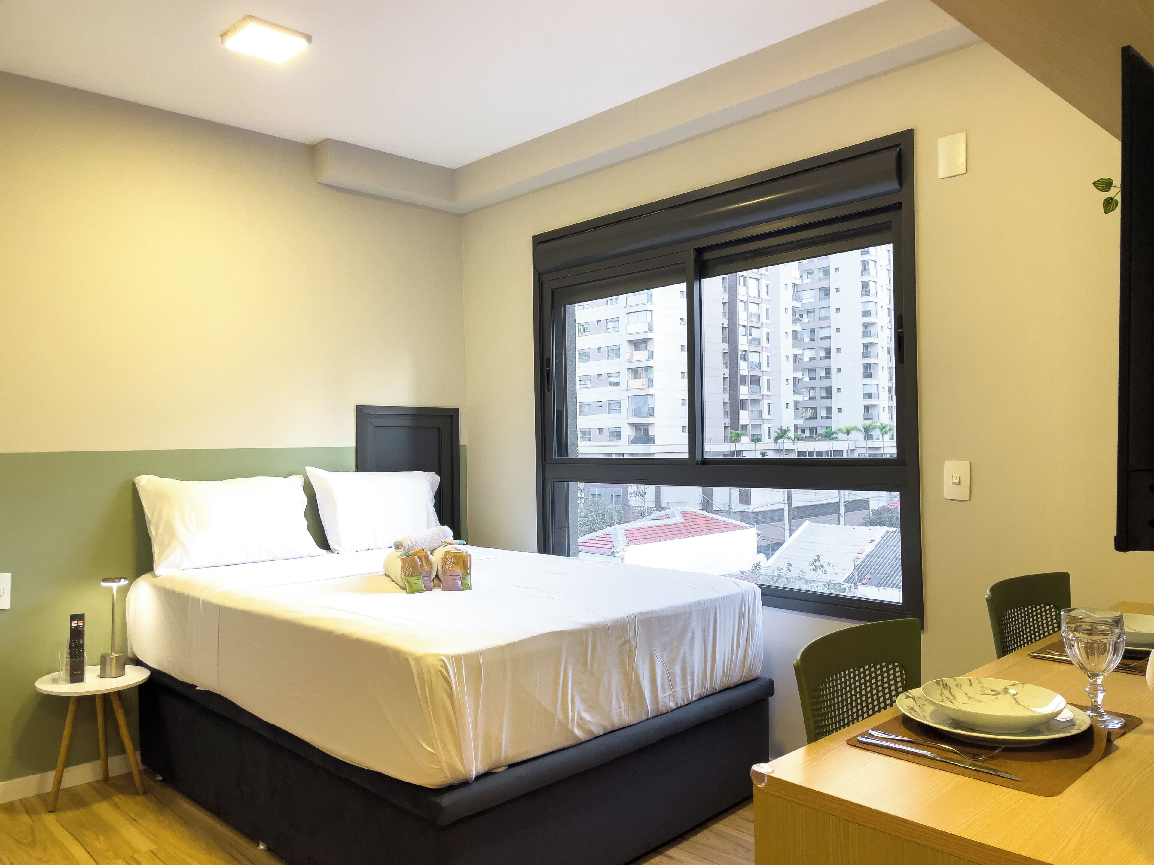 Estudio | Ropa de cama de alta calidad y cortinas blackout 