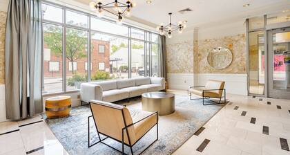 Downtown Silver Spring LuxePad Corner 2BR DC Metro to National Mall Pool Gym