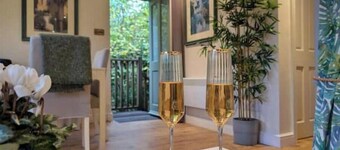 The Nest Danehill - Idyllic Woodland Retreat 
VisitEngland/AA 4 Star +Gold Award