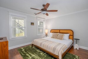 1 Schlafzimmer, Bügeleisen/Bügelbrett, Reisekinderbett, kostenloses WLAN