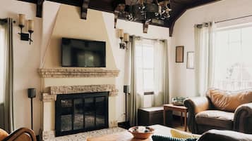 TV, fireplace, offices