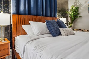 3 bedrooms, iron/ironing board, free WiFi, bed sheets
