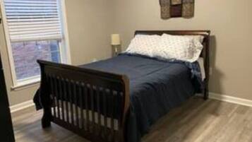 2 bedrooms, Internet, bed sheets