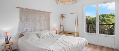 2 chambres, fer et planche Ă repasser, Wi-Fi, draps fournis