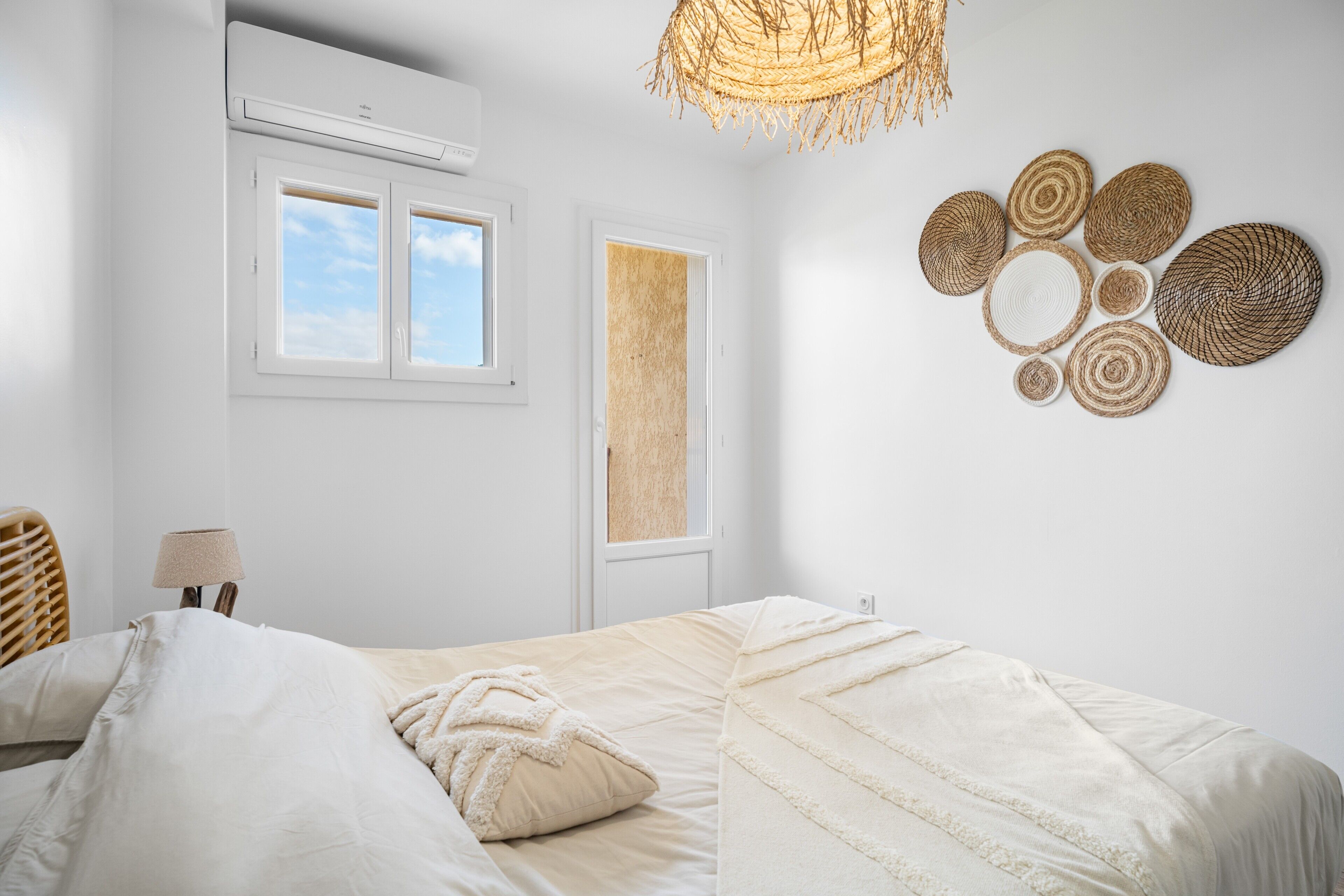 2 chambres, fer et planche à repasser, Wi-Fi, draps fournis