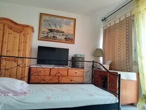 1 Schlafzimmer, Bügeleisen/Bügelbrett, WLAN, Bettwäsche