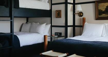 Deluxe Bunk Room - DBR