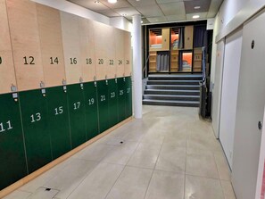 Lockers - Green Marmot Capsule Hotel Geneva (Geneva)