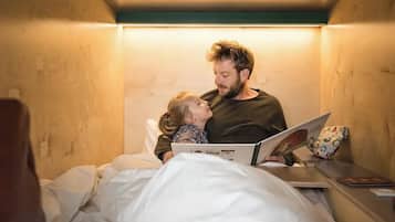 Free WiFi, bed sheets