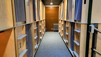 Free WiFi, bed sheets