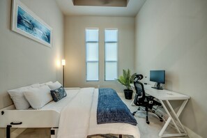 4 habitaciones, cuna de viaje, wifi gratis y ropa de cama 