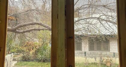 Serene â A Stylish Vacation Home with Breathtaking Views