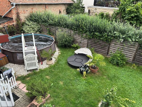 Gemütlich Ferienwohnung mit Pool und Garten. Haustiere erlaubt.Auch für Monteure