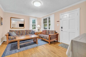 TV, offices