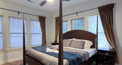 Denton Newly Renovated 4bed 3bath 2washer/dryers