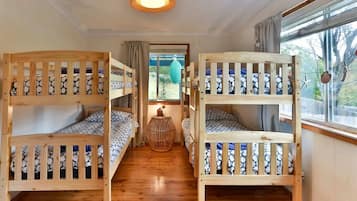 3 chambres, fer et planche Ă  repasser, Wi-Fi, draps fournis