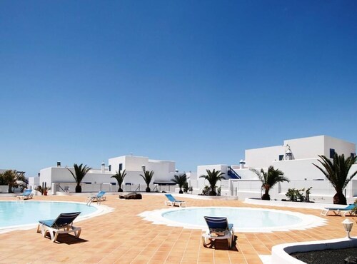 La Vela Vacation Accommodations with balcony