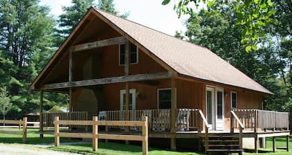 Sunburst Locust Cabin