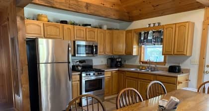 Sunburst Locust Cabin