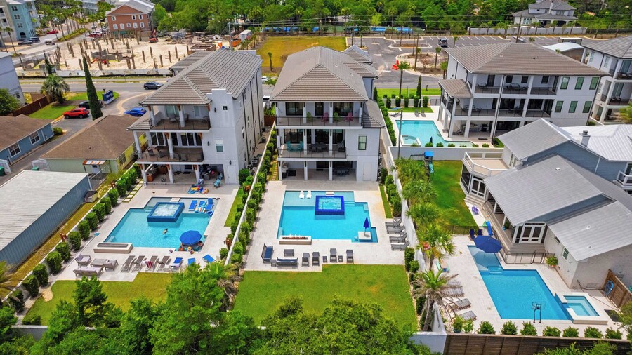 Walk to Beach + Pool, Hot Tub & Game Room 30A Ohana Grande by Avantstay