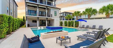 บ้านพัก (Multiple Bedrooms) | ด้านหน้าที่พัก