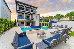 House (Multiple Bedrooms) | Front of property