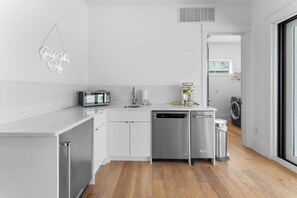 Maison (Multiple Bedrooms) | Intérieur