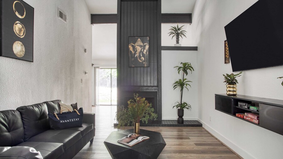 Modern Home w/ Shared Pool, Yard & Prime Location Fairlawn Lane B by Avantstay