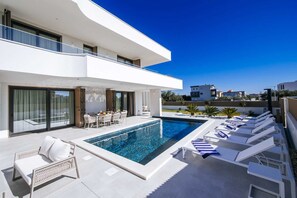 Pool - Ultraluxury Villa Orbis Vitae with Pool (Bibinje)