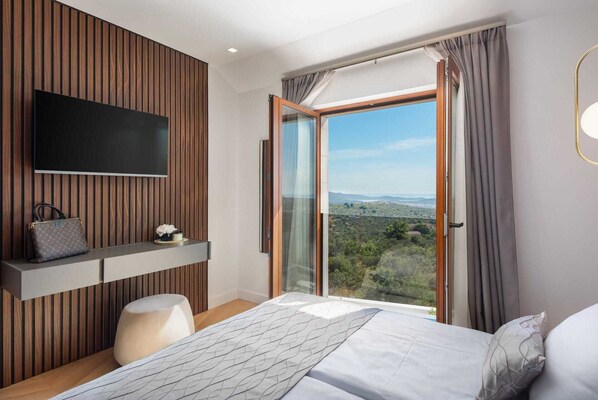 3 habitaciones, tabla de planchar con plancha y wifi gratis