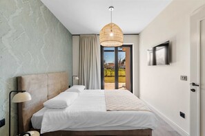3 habitaciones, tabla de planchar con plancha y wifi gratis