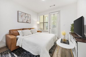 1 chambre, fer et planche à repasser, Wi-Fi gratuit, draps fournis