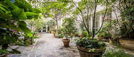 Enceinte de l’hébergement