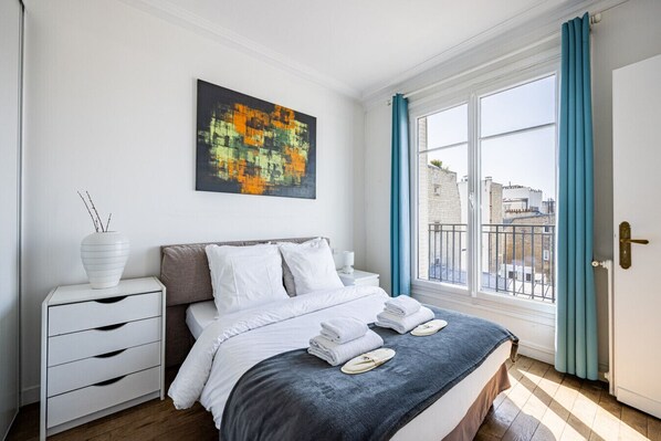 1 bedroom, iron/ironing board, WiFi, bed sheets