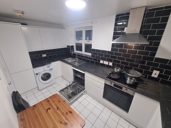 Fridge, microwave, oven, dishwasher