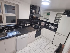 Fridge, microwave, oven, dishwasher