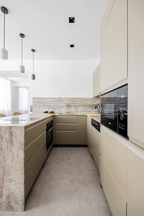 Fridge, microwave, oven, dishwasher