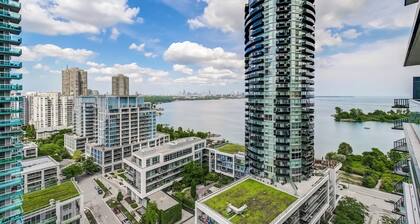 Brand New, 2 Beds Toronto Apt