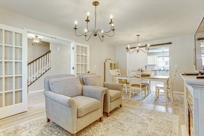 Interior - Stay & Play in Lewis Center: Home w/ Spacious Deck (Lewis Center)