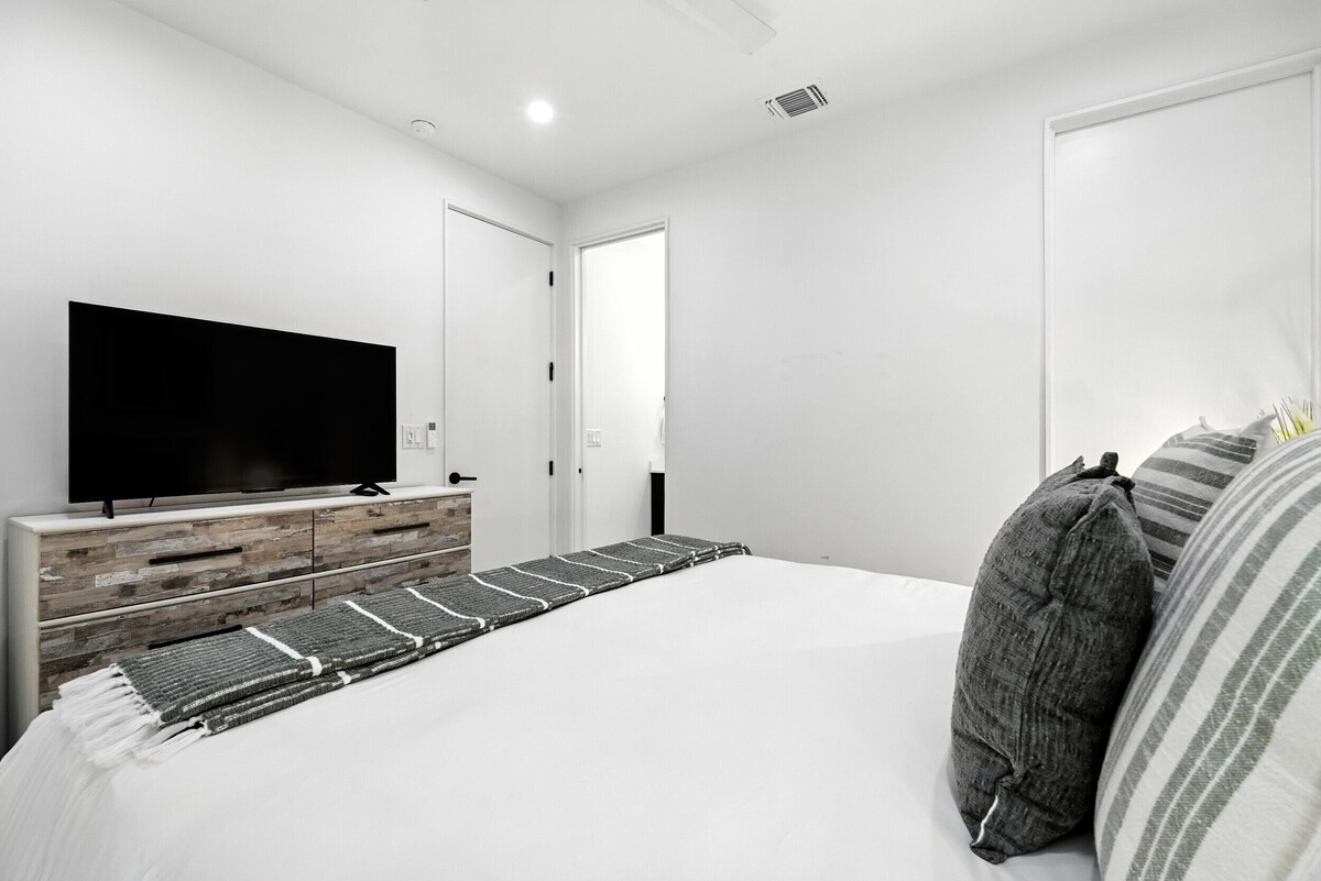 Photo 36 of The Lunith Retreat, Luxury Stay w/ Pool & Spa