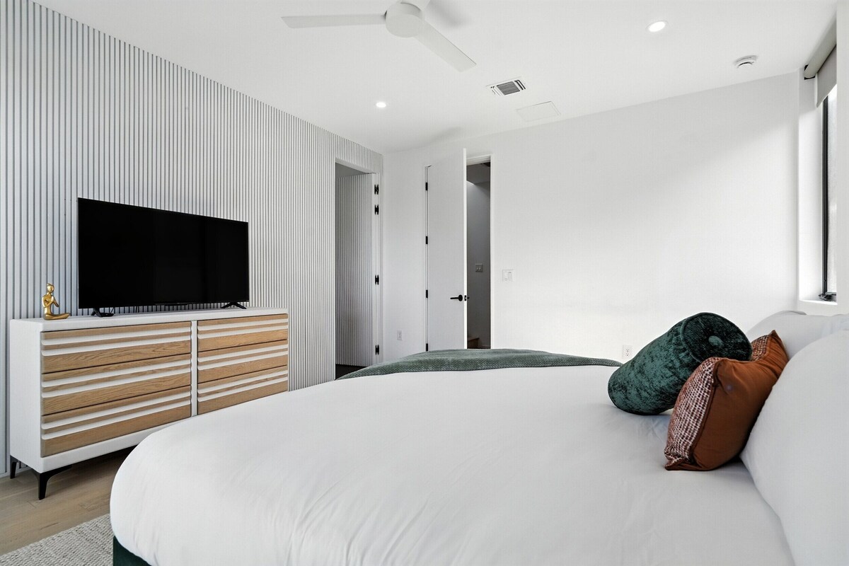 Photo 45 of The Lunith Retreat, Luxury Stay w/ Pool & Spa