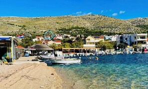 In Strandnähe, Liegestühle